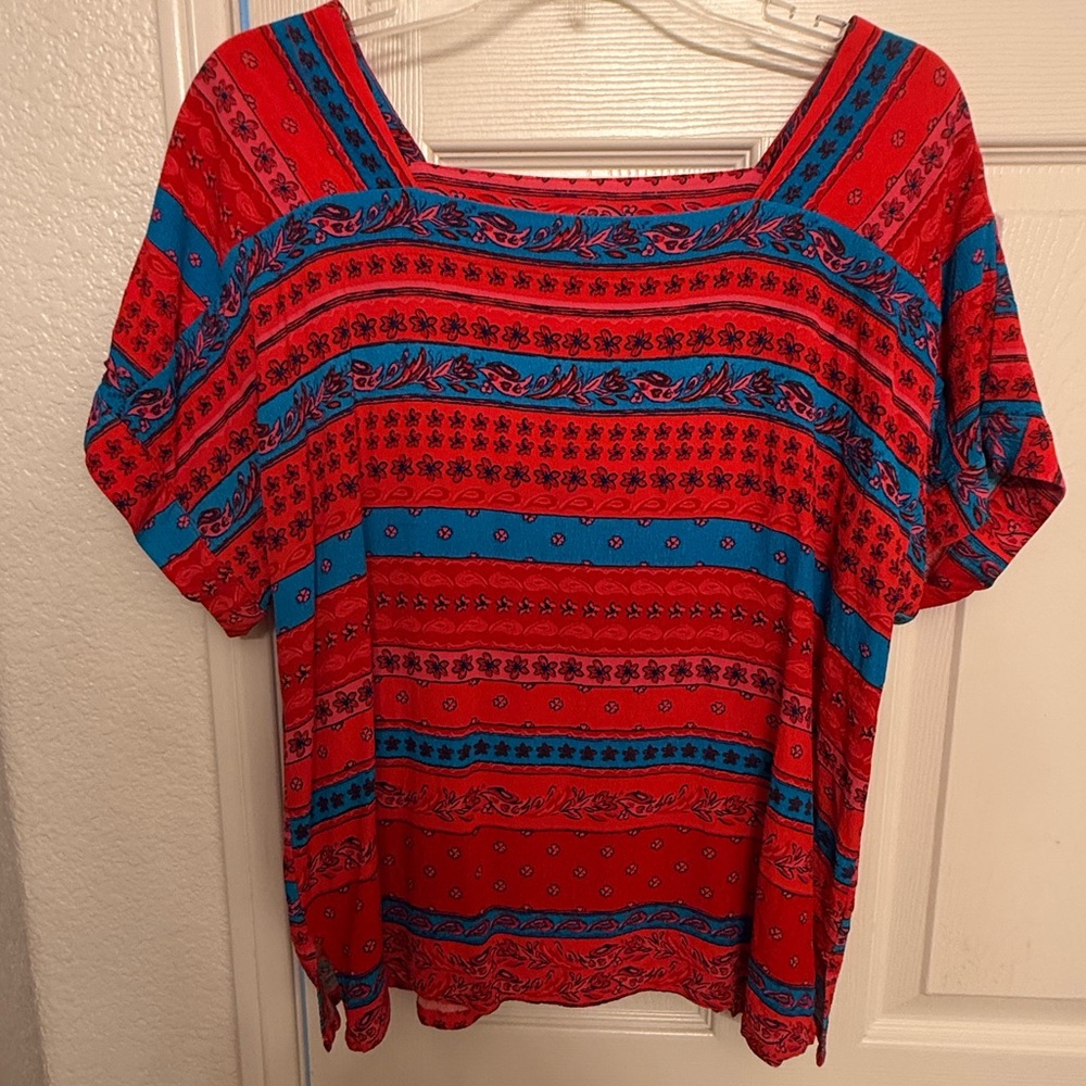Colorful Aztec Women’s top.  Show off your Jewlery